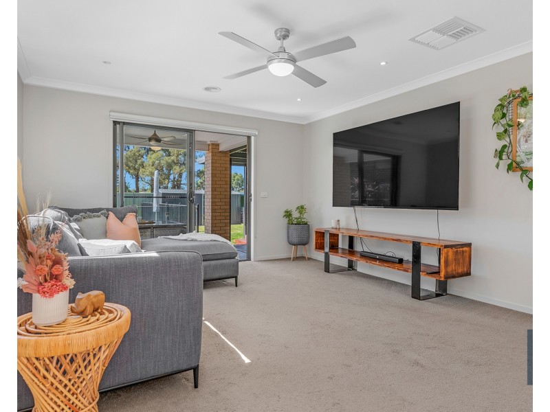 93 Mayflower Drive, Moama NSW 2731