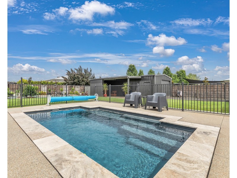 8 Yellow Gum Court, Moama NSW 2731