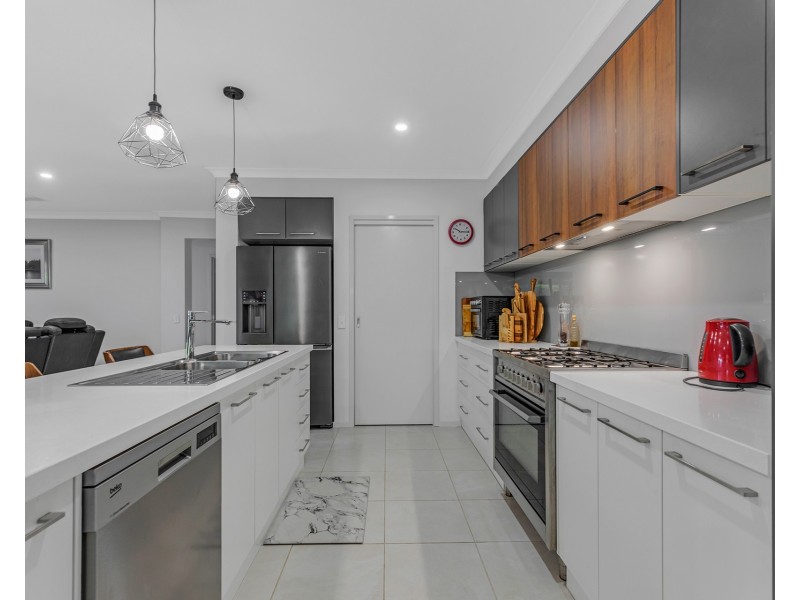 8 Yellow Gum Court, Moama NSW 2731