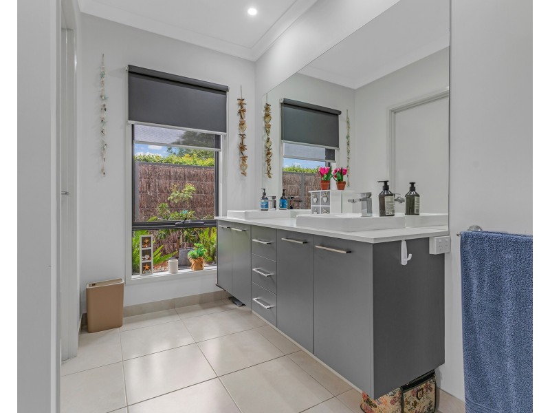 8 Yellow Gum Court, Moama NSW 2731