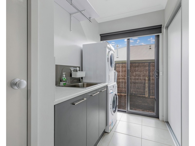 8 Yellow Gum Court, Moama NSW 2731