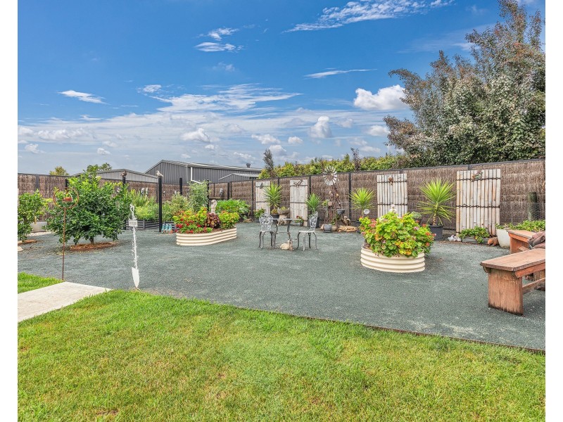 8 Yellow Gum Court, Moama NSW 2731