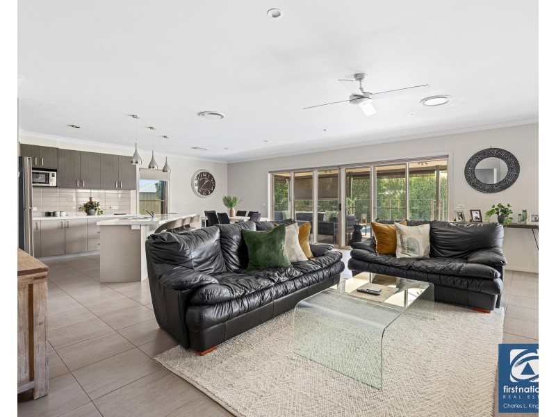 16 Whitby Avenue, Echuca VIC 3564