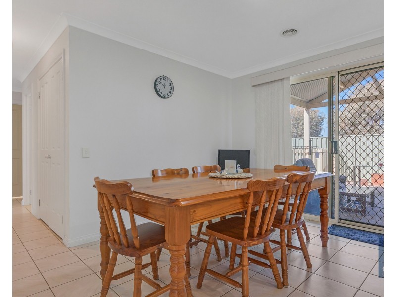 67 Woodlands Circuit, Echuca VIC 3564