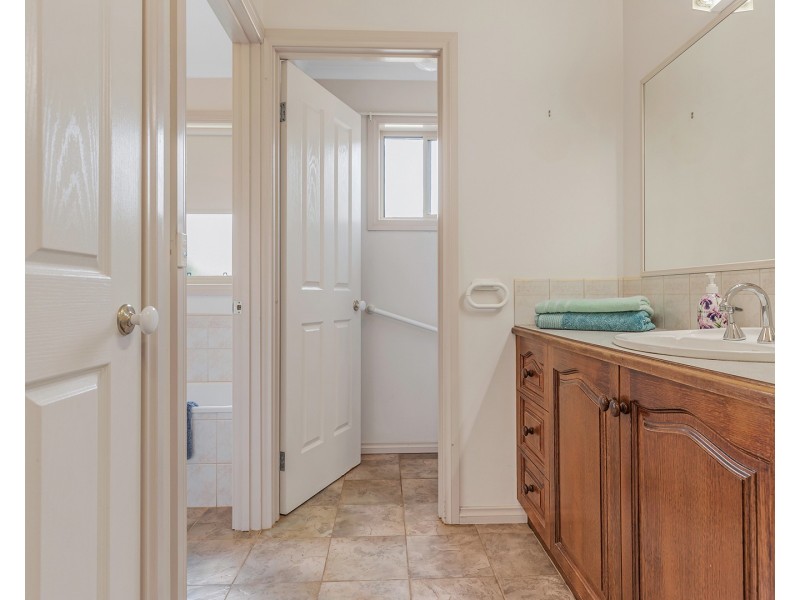 2 Alambee Way, Echuca VIC 3564