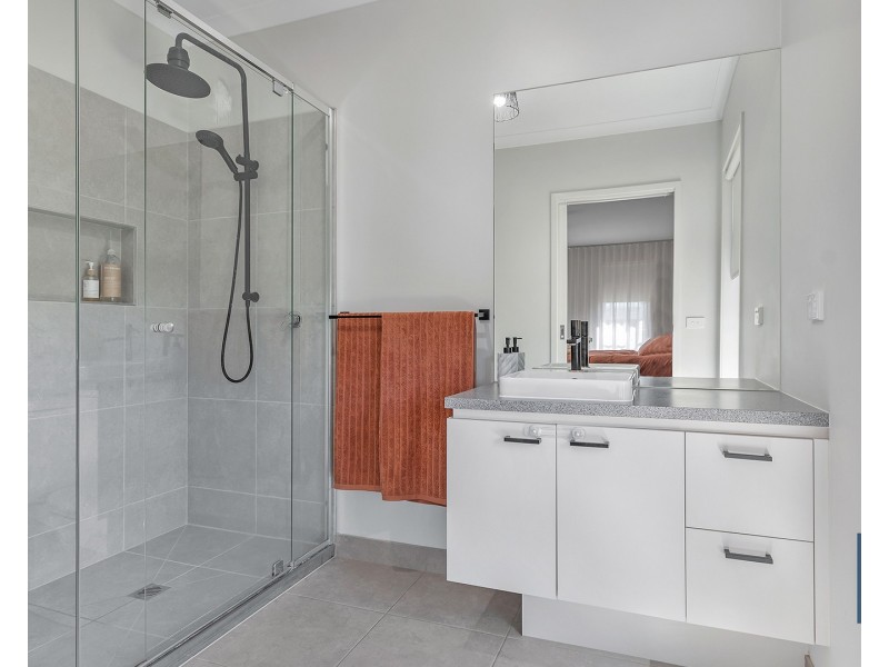 2 Marsanne Drive, Moama NSW 2731