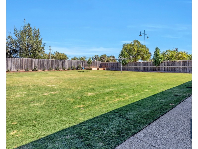 2 Marsanne Drive, Moama NSW 2731