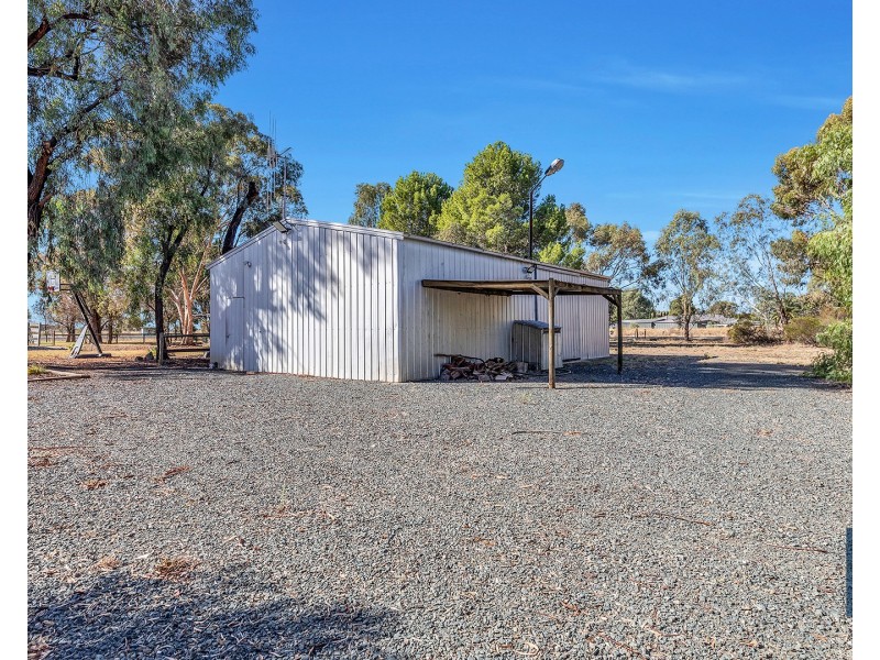 329 Mount Terrick Road, Echuca VIC 3564