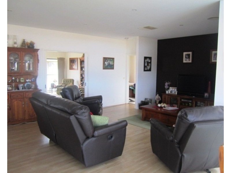 8 Bateman Drive, Echuca VIC 3564