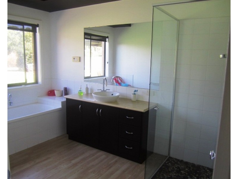 8 Bateman Drive, Echuca VIC 3564