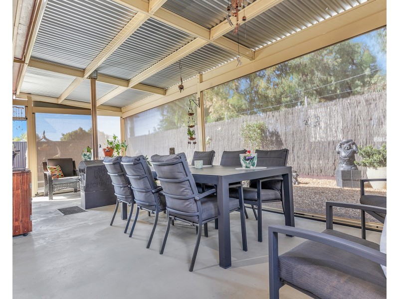 2/55 Perricoota Road, Moama NSW 2731