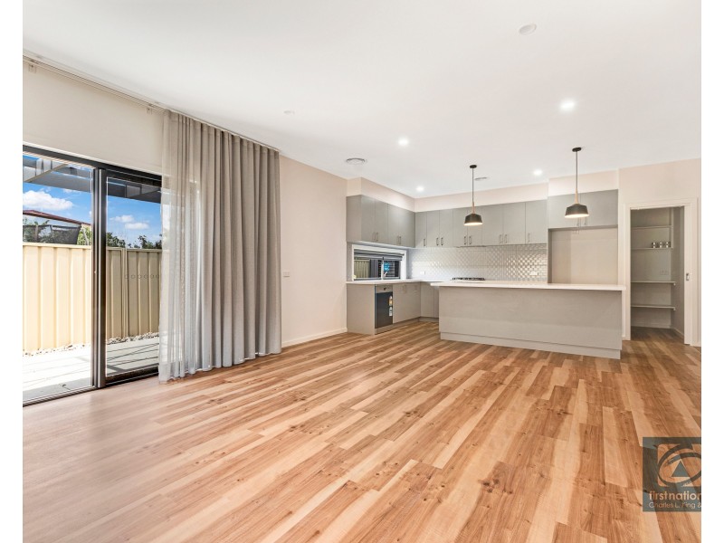 3/4 Simmie Street, Echuca VIC 3564