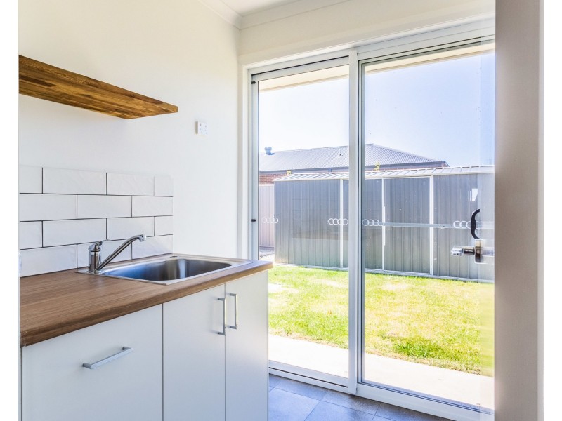 12 Gaze Avenue, Echuca VIC 3564