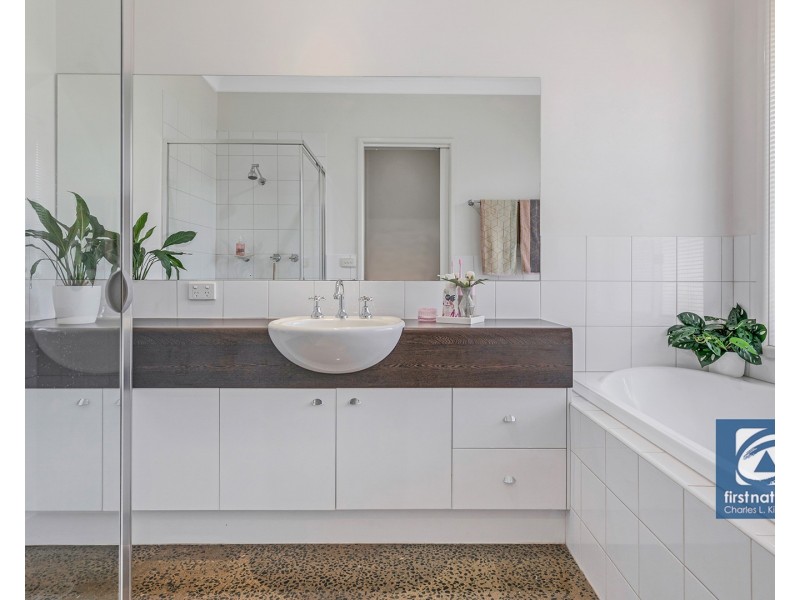 4 Caroline Court, Echuca VIC 3564