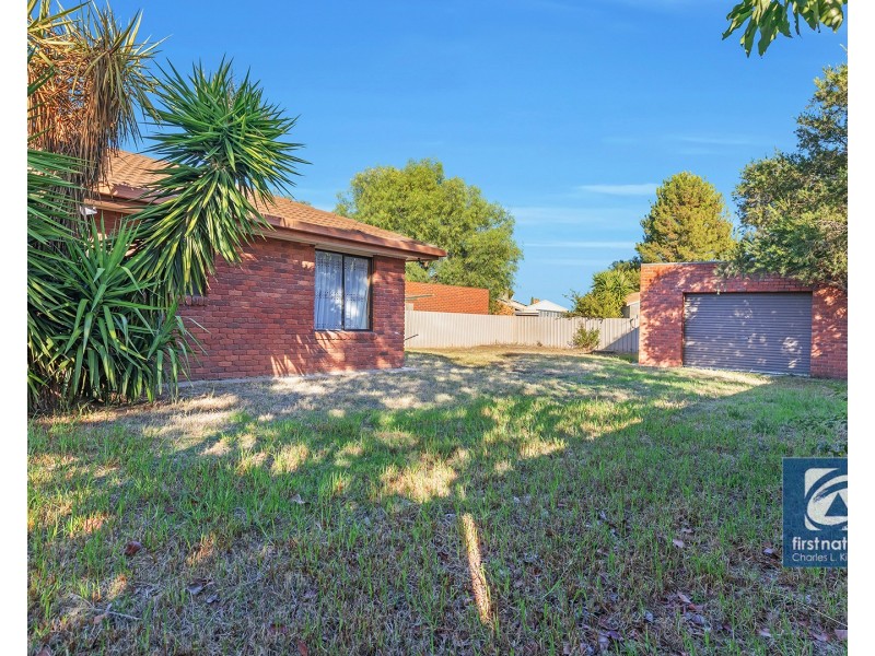 5 Lachlan Crescent, Echuca VIC 3564