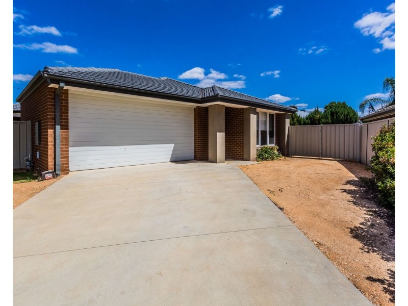 12 Antrim Court, Moama NSW 2731