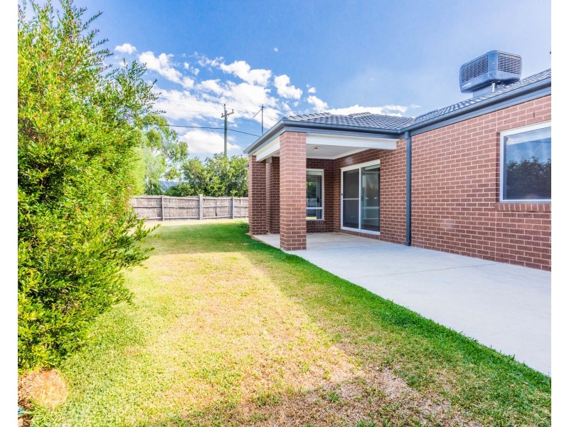 12 Antrim Court, Moama NSW 2731