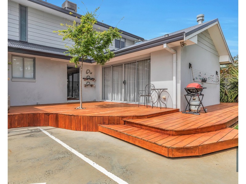 59 Campaspe Esplanade, Echuca VIC 3564