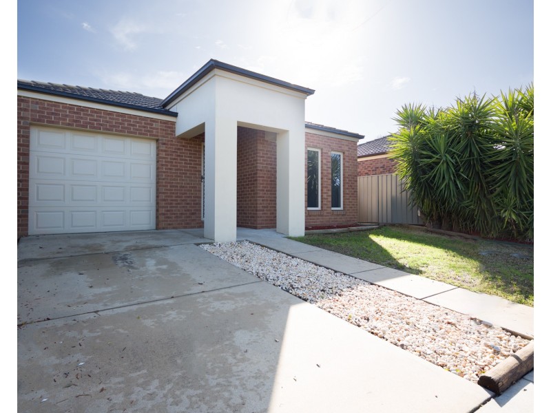2/22 James Street, Echuca VIC 3564