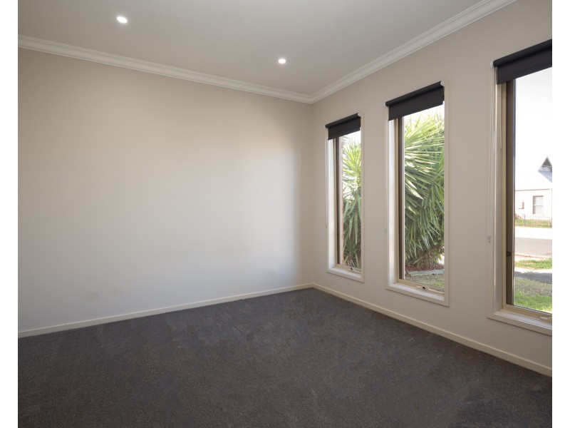 2/22 James Street, Echuca VIC 3564