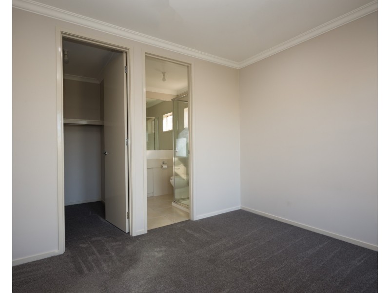 2/22 James Street, Echuca VIC 3564
