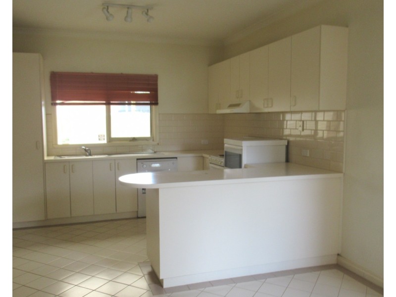 1/135 Pakenham Street, Echuca VIC 3564