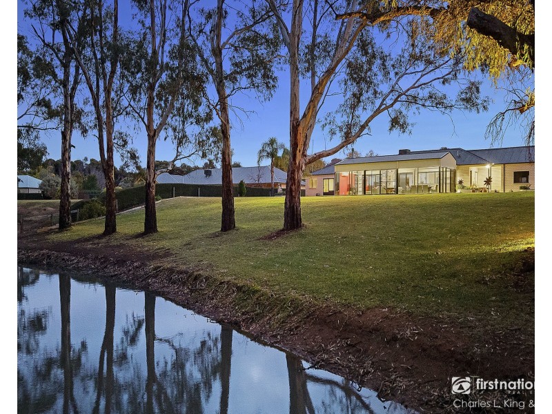 5  Lagoona Drive, Echuca VIC 3564