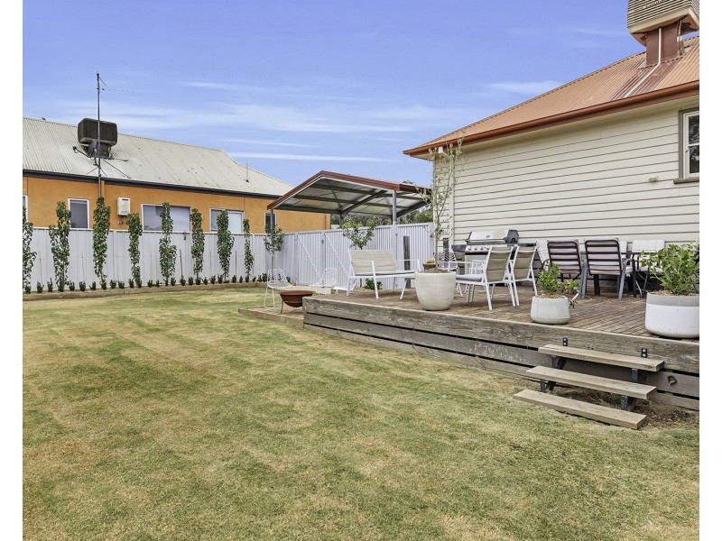 2/8 Moore Street, Echuca VIC 3564