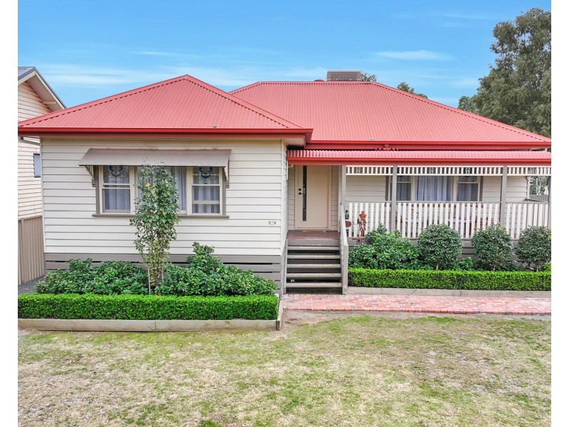 2/8 Moore Street, Echuca VIC 3564
