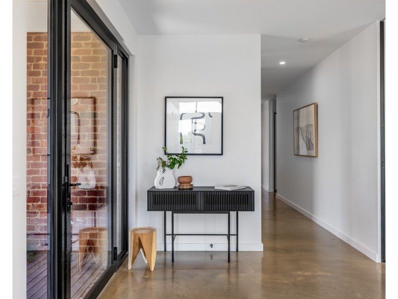 66 Pinerate Place, Echuca VIC 3564