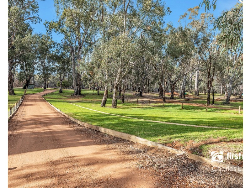 172 Wharparilla Drive, Echuca VIC 3564