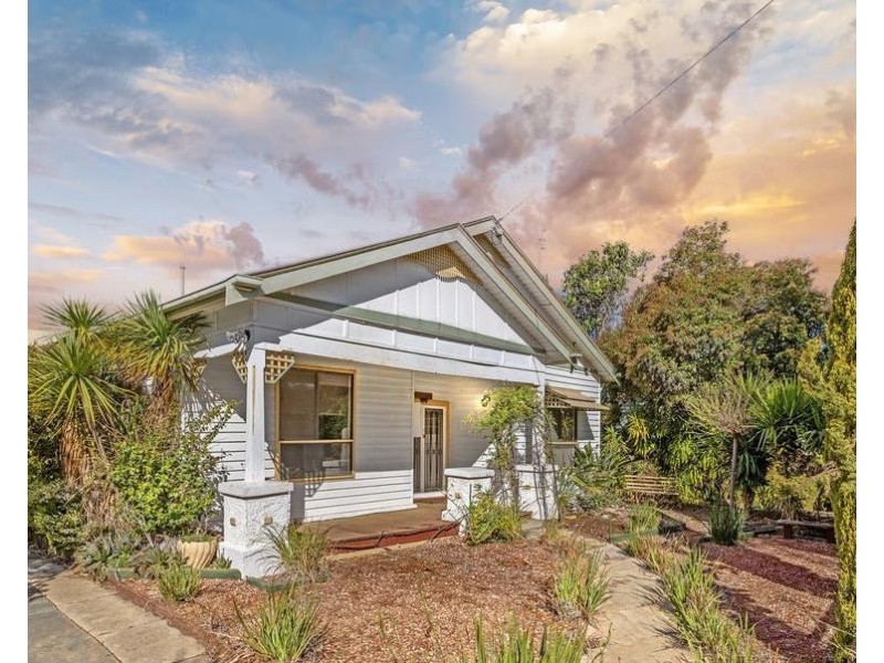 102 Sutton Street, Echuca VIC 3564