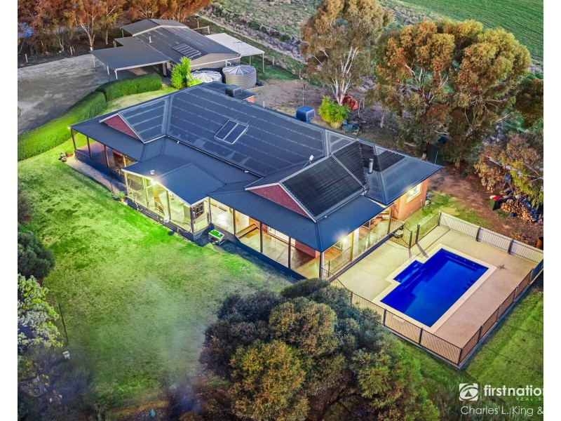 4 Castletown Court, Echuca VIC 3564