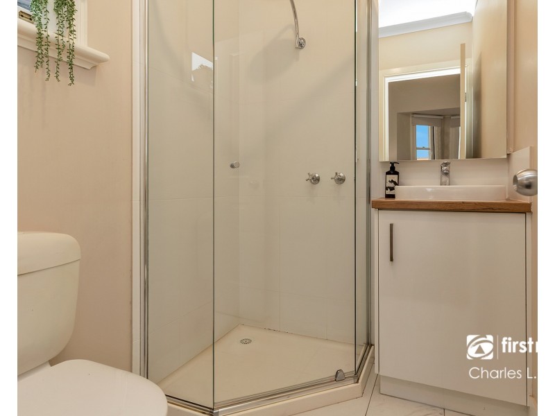 8 MacIntyre Crescent, Echuca VIC 3564