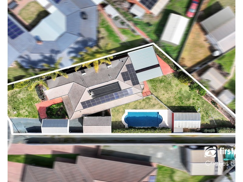 8 MacIntyre Crescent, Echuca VIC 3564