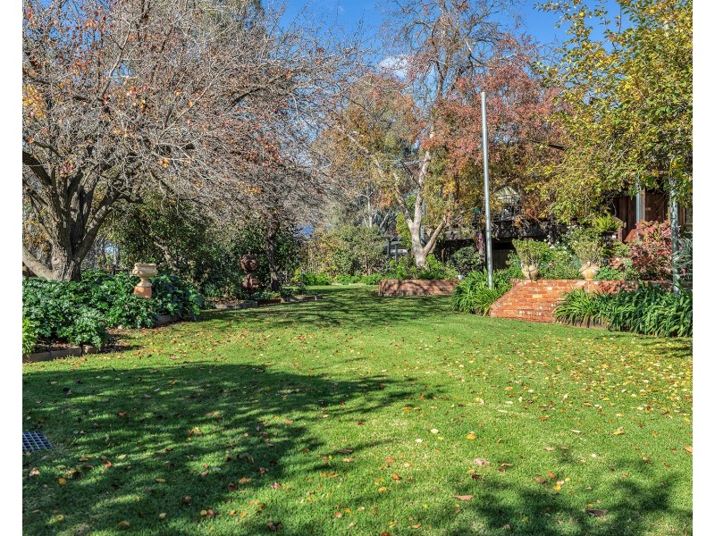 2 Crescent Street, Echuca VIC 3564