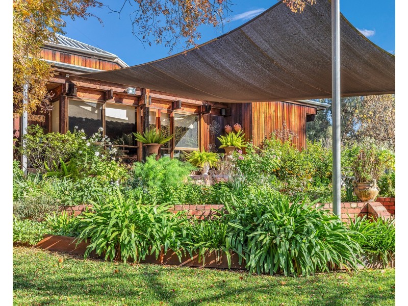 2 Crescent Street, Echuca VIC 3564