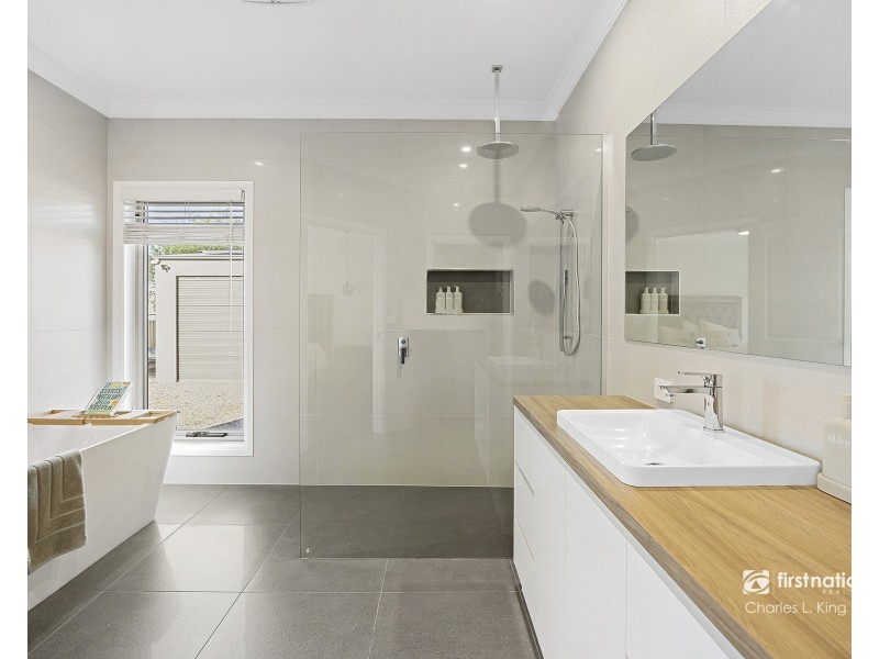 59 Baynes Street, Rochester VIC 3561