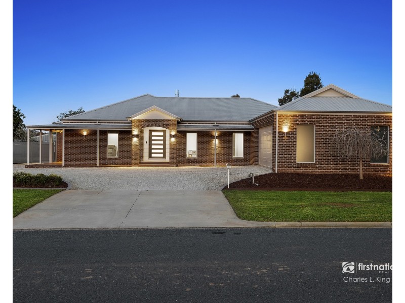 59 Baynes Street, Rochester VIC 3561