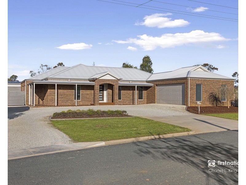 59 Baynes Street, Rochester VIC 3561
