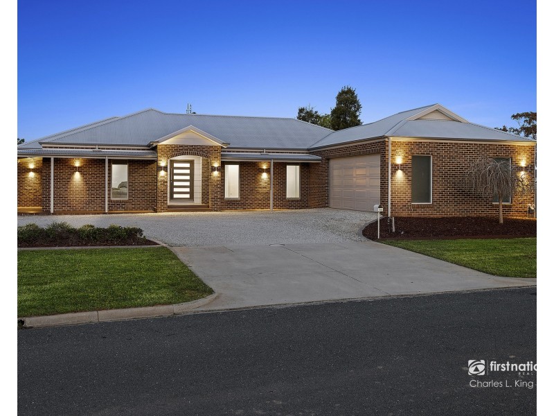 59 Baynes Street, Rochester VIC 3561