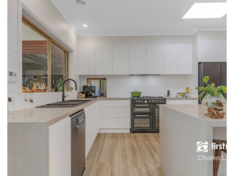 70 Schoeffel Drive, Echuca VIC 3564