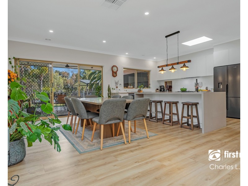 70 Schoeffel Drive, Echuca VIC 3564