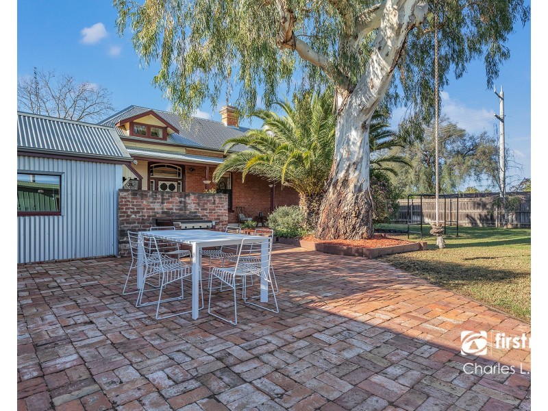 67 Hovell Street, Echuca VIC 3564