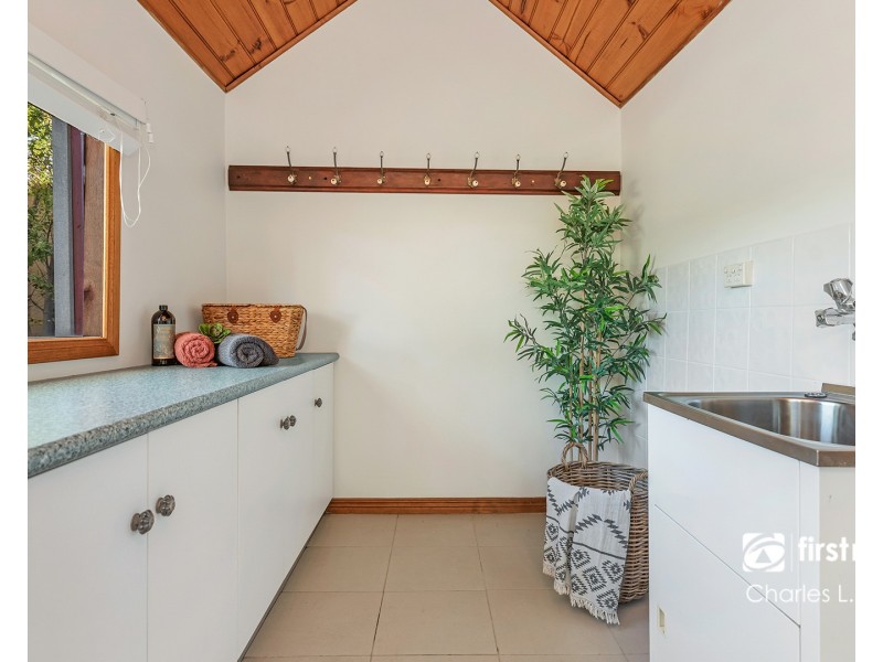 67 Hovell Street, Echuca VIC 3564