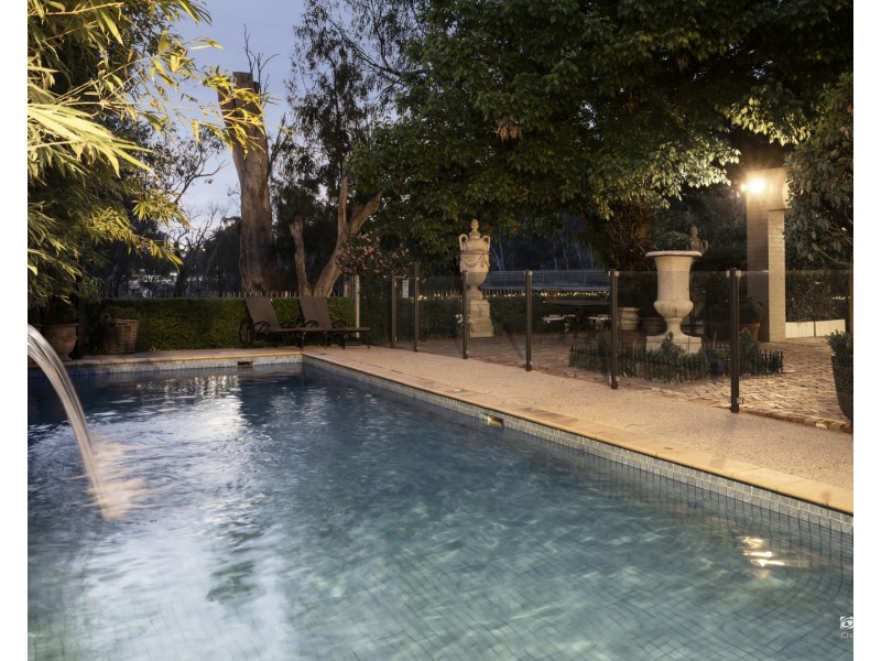 17-21 Warren Street, Echuca VIC 3564