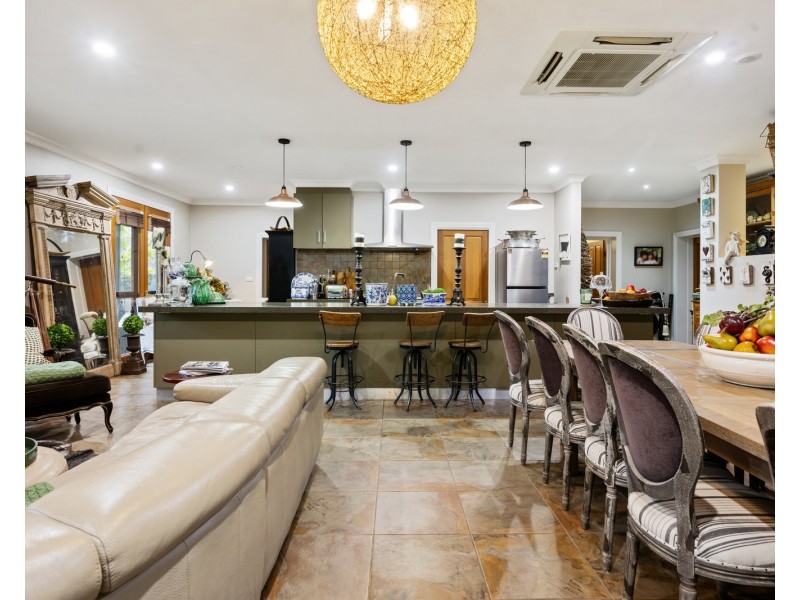 17-21 Warren Street, Echuca VIC 3564