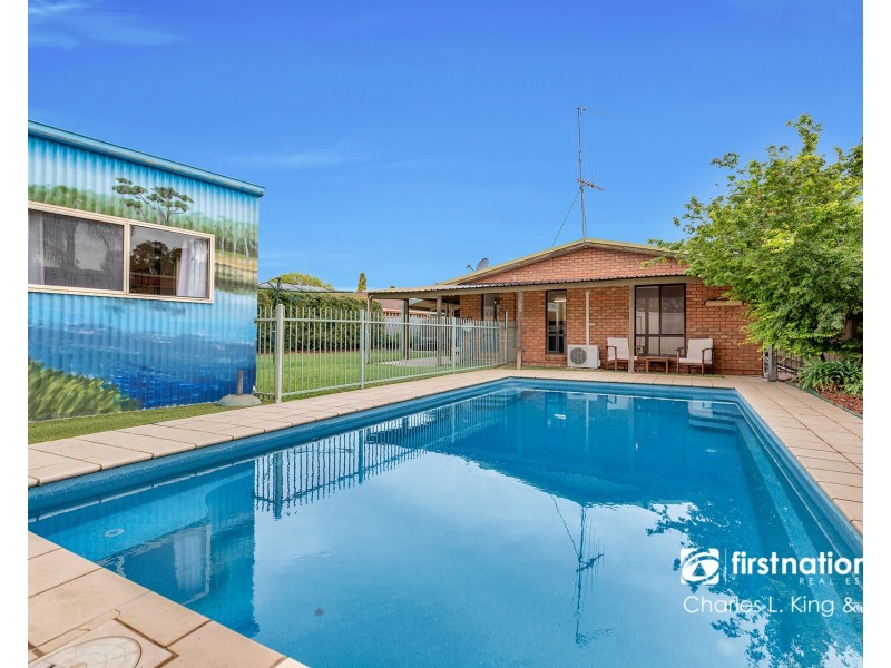 65 Rutley Crescent, Echuca VIC 3564