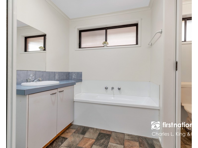65 Rutley Crescent, Echuca VIC 3564