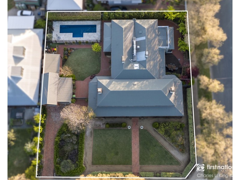 35-37 Dickson Street, Echuca VIC 3564